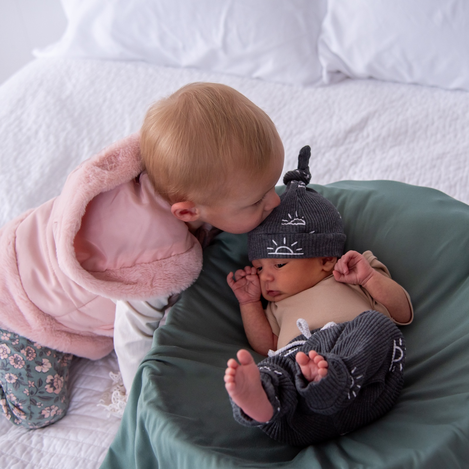 Newborn photo 17
